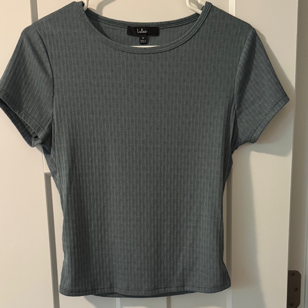 Lulu's Slate Ribbed Short Sleeve Top